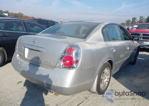 2005 Nissan Altima 2.5 S из США, поврежденный, VIN 1N4AL11E75C122135
